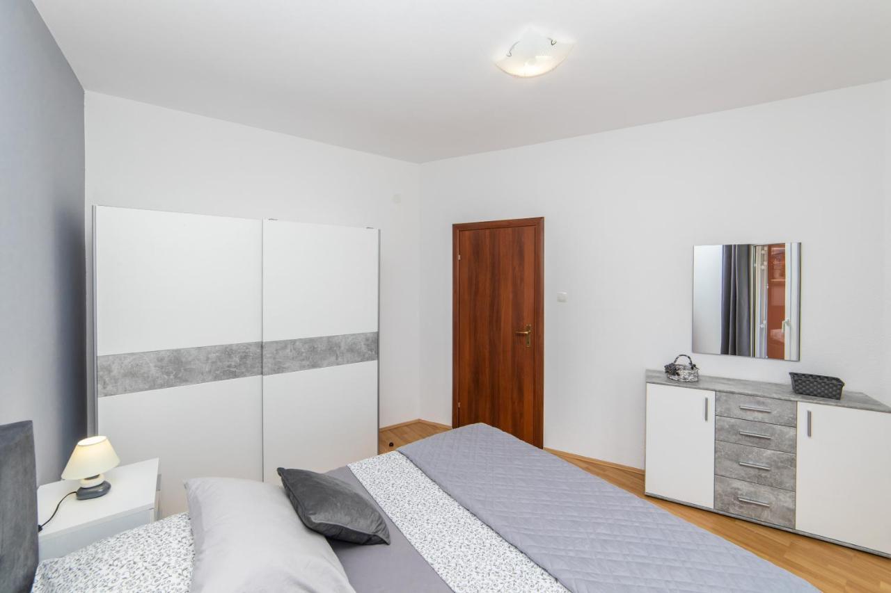 Apartmani Lile Gradac  Zewnętrze zdjęcie